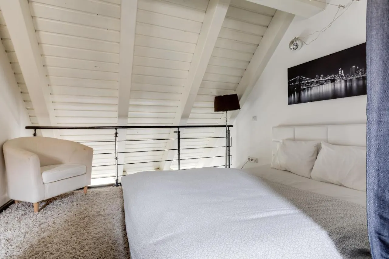 Spacious Stylish Attic In The Heart Of The Center - Karlovo براغ 0*,  جمهورية التشيك