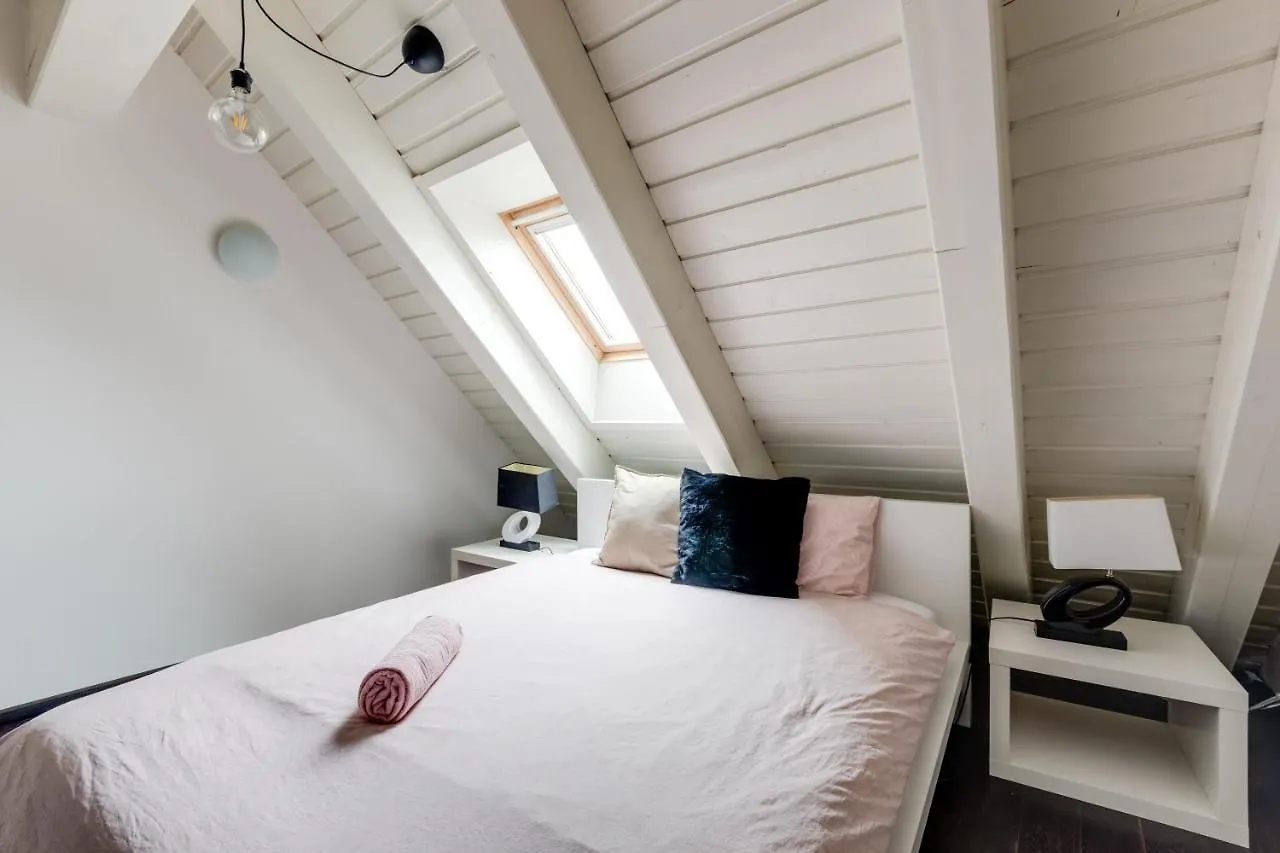 Spacious Stylish Attic In The Heart Of The Center - Karlovo براغ